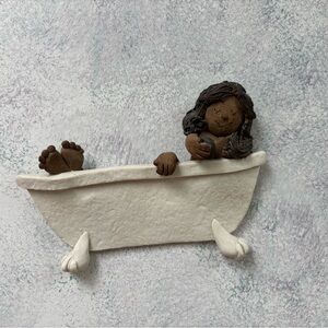 Clay Pottery Man And Woman In Bathtub Wall Decor Set